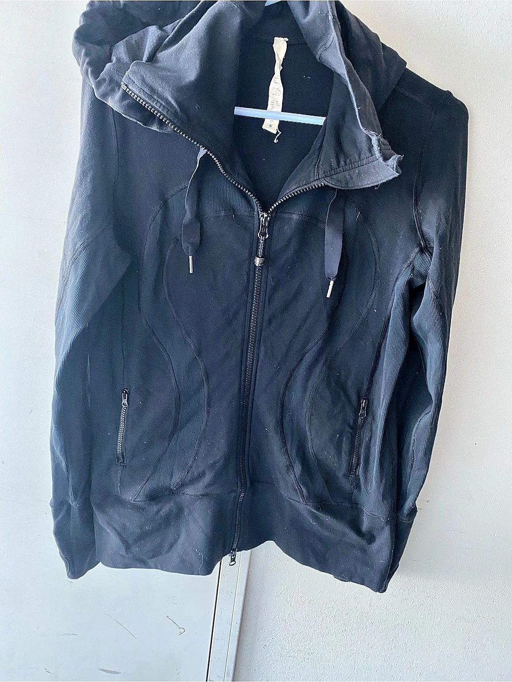 lululemon Scuba Hoodie Black Hooded Jacket Size P3